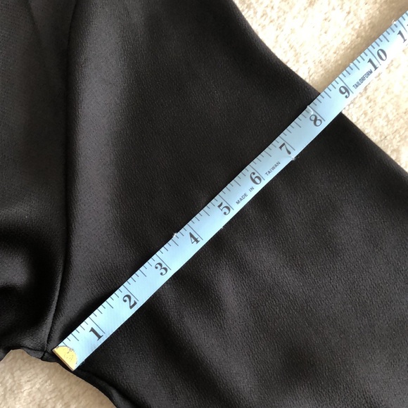 Boohoo asymmetrical one shoulder black satin blouse - Picture 11 of 11